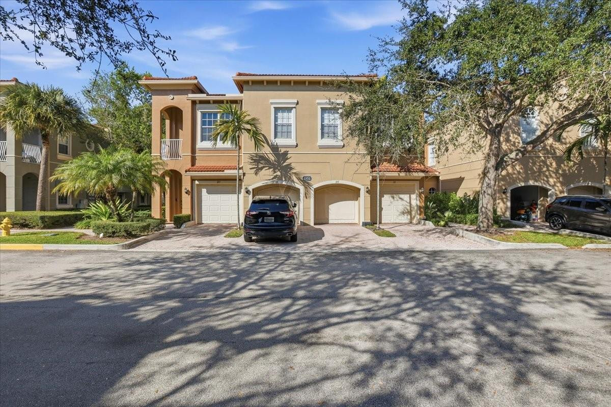 Palm Beach Gardens photo 4