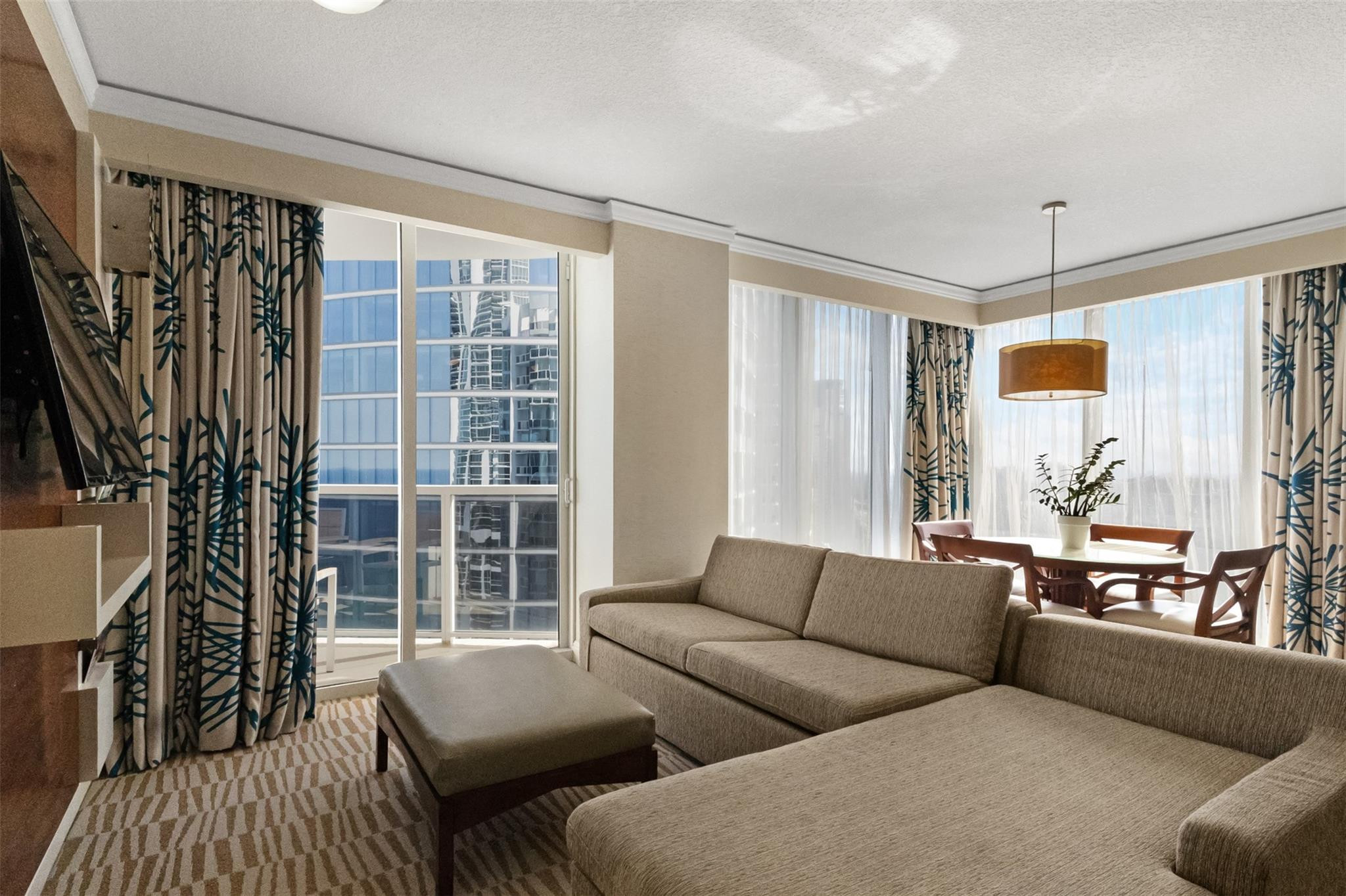 Sunny Isles Beach photo 2
