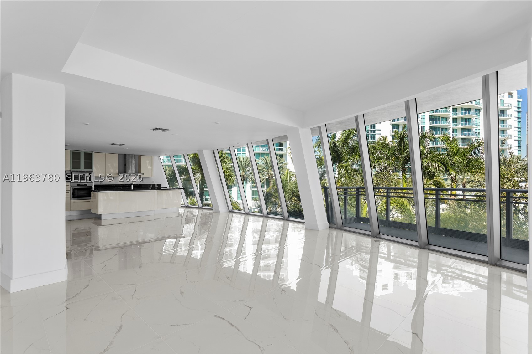 Aventura photo 4