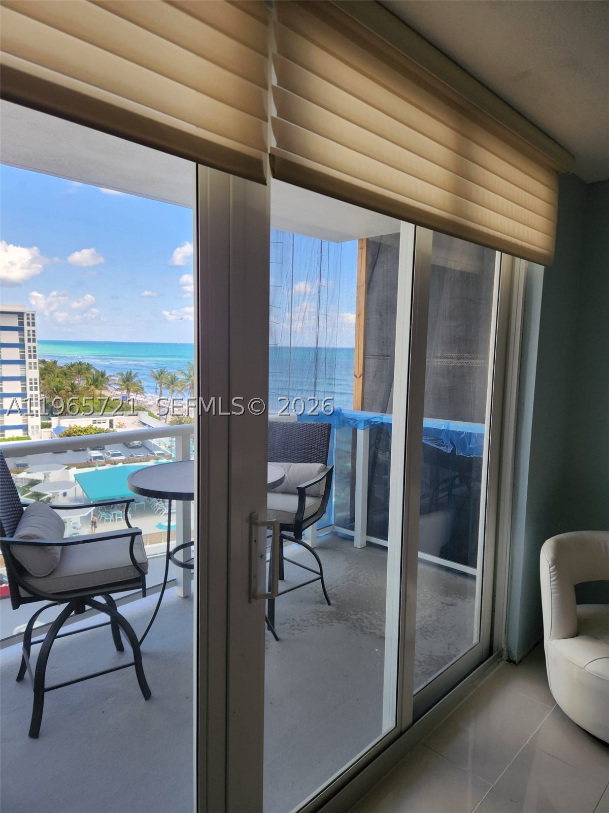 Hallandale Beach photo 3