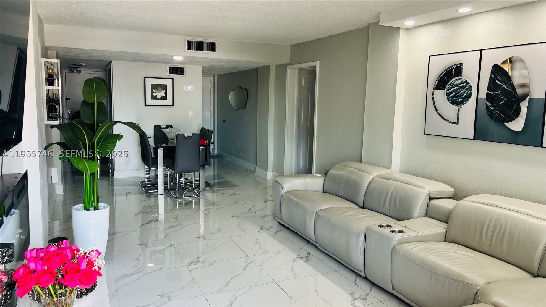 Miami photo 3