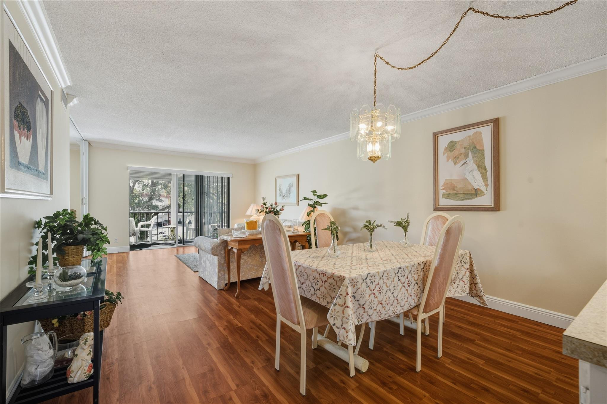 Pembroke Pines photo 1