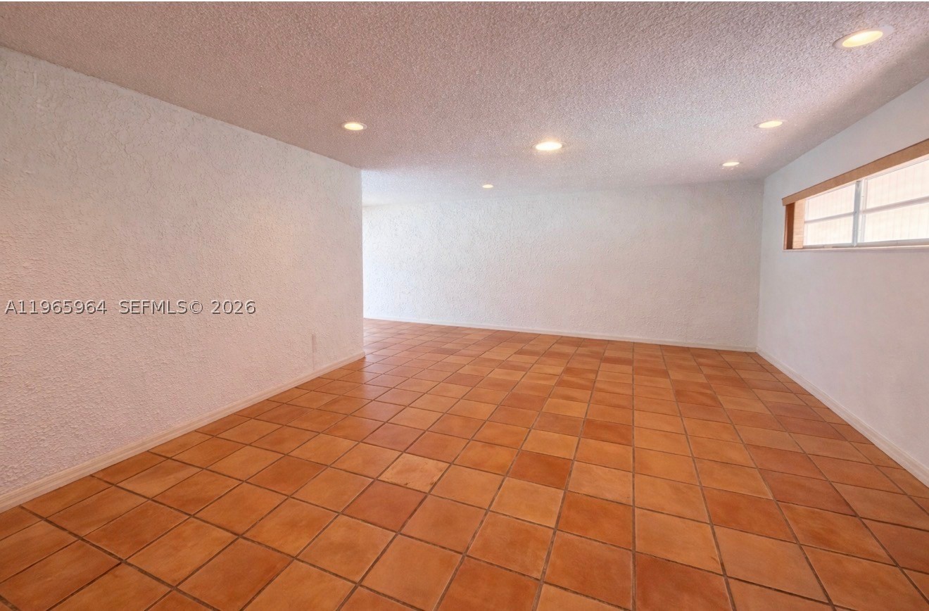 Miami Lakes photo 4