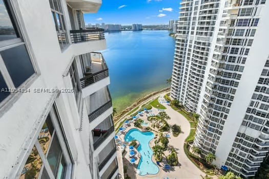 Aventura photo 1