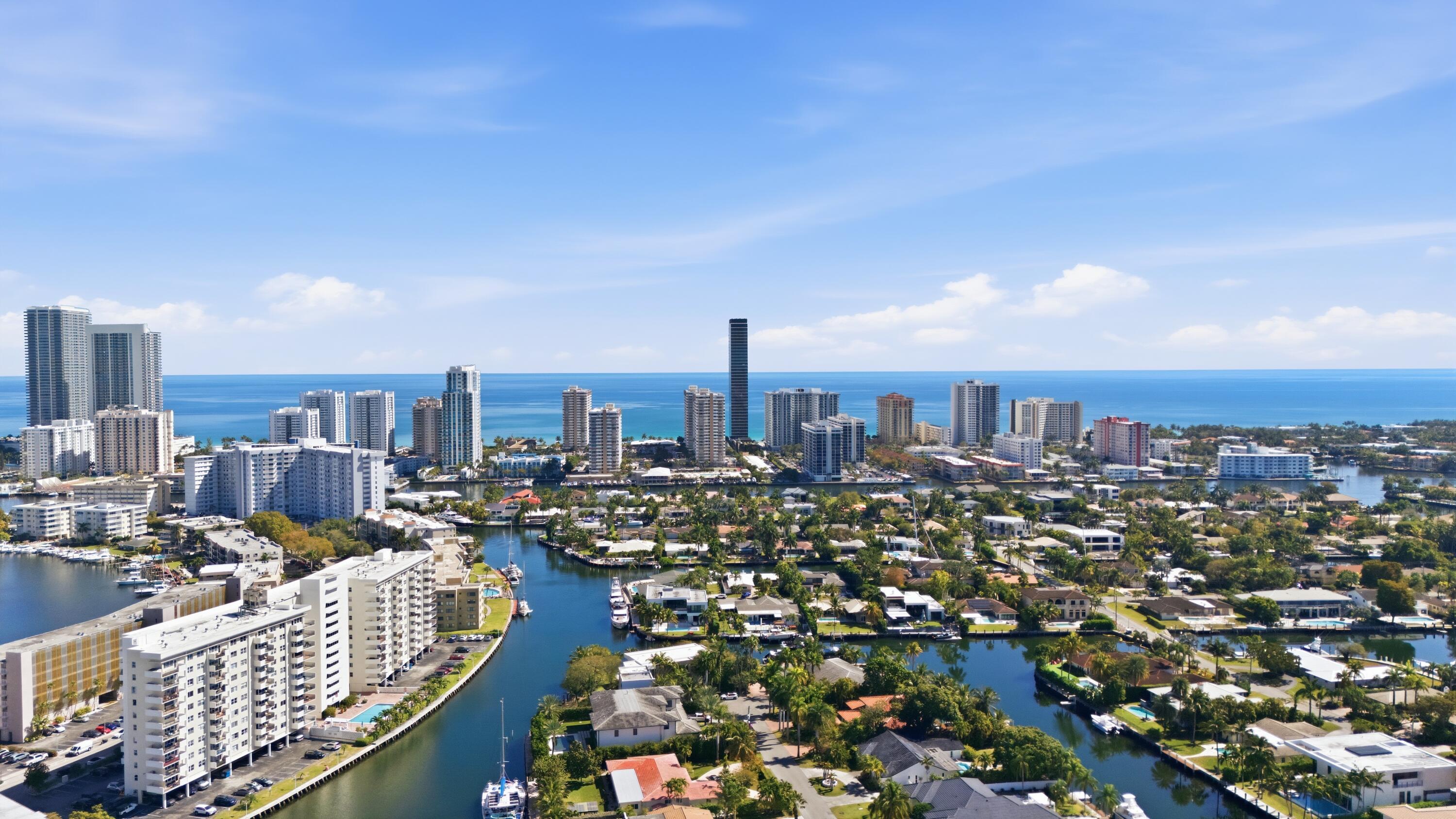 Hallandale Beach photo 1