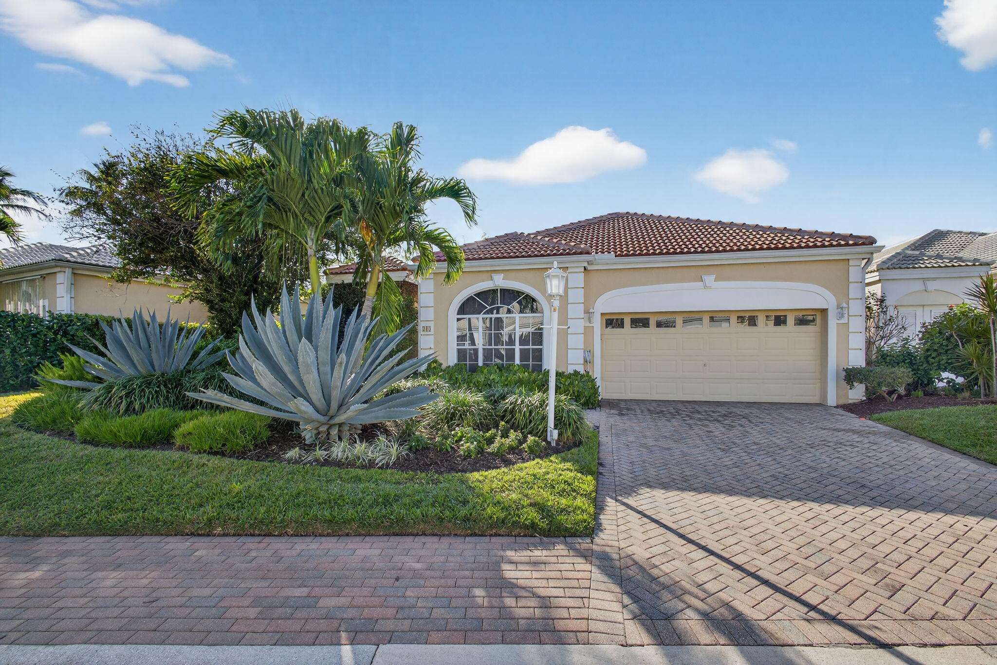 Palm Beach Gardens photo 1