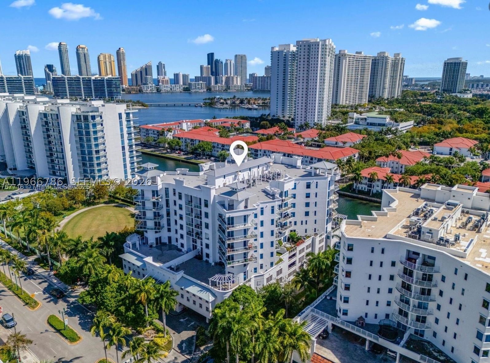 Aventura photo 2
