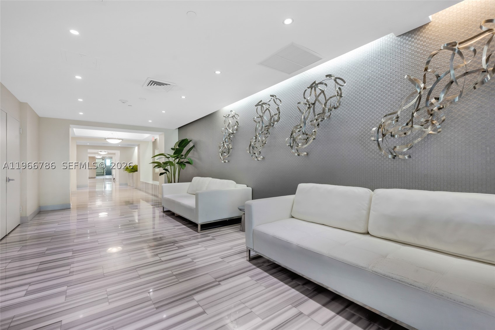 Aventura photo 5