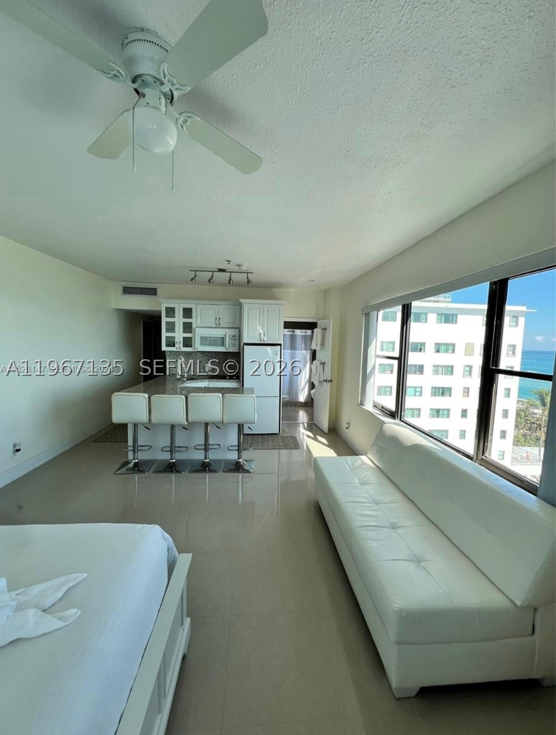 Miami Beach photo 2