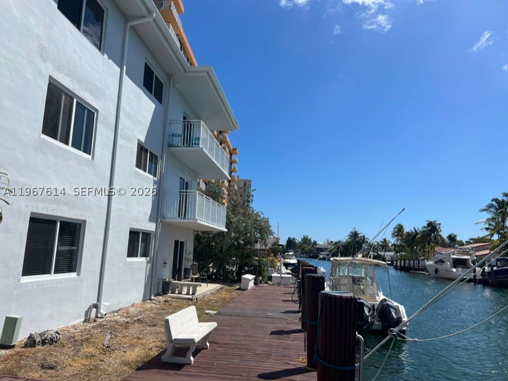 North Miami photo 2