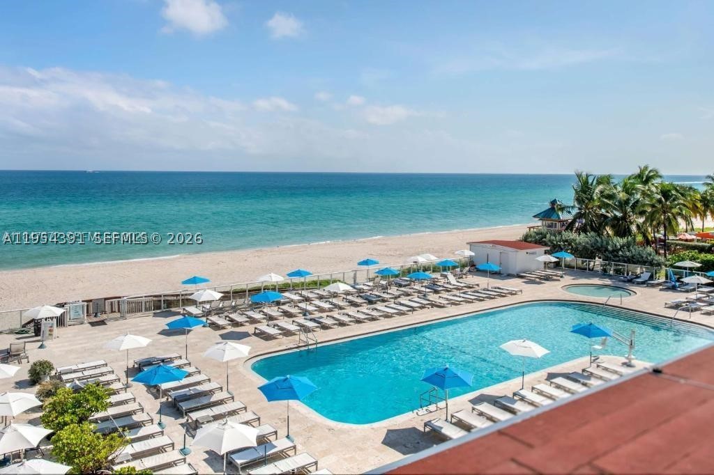 Sunny Isles Beach photo 1