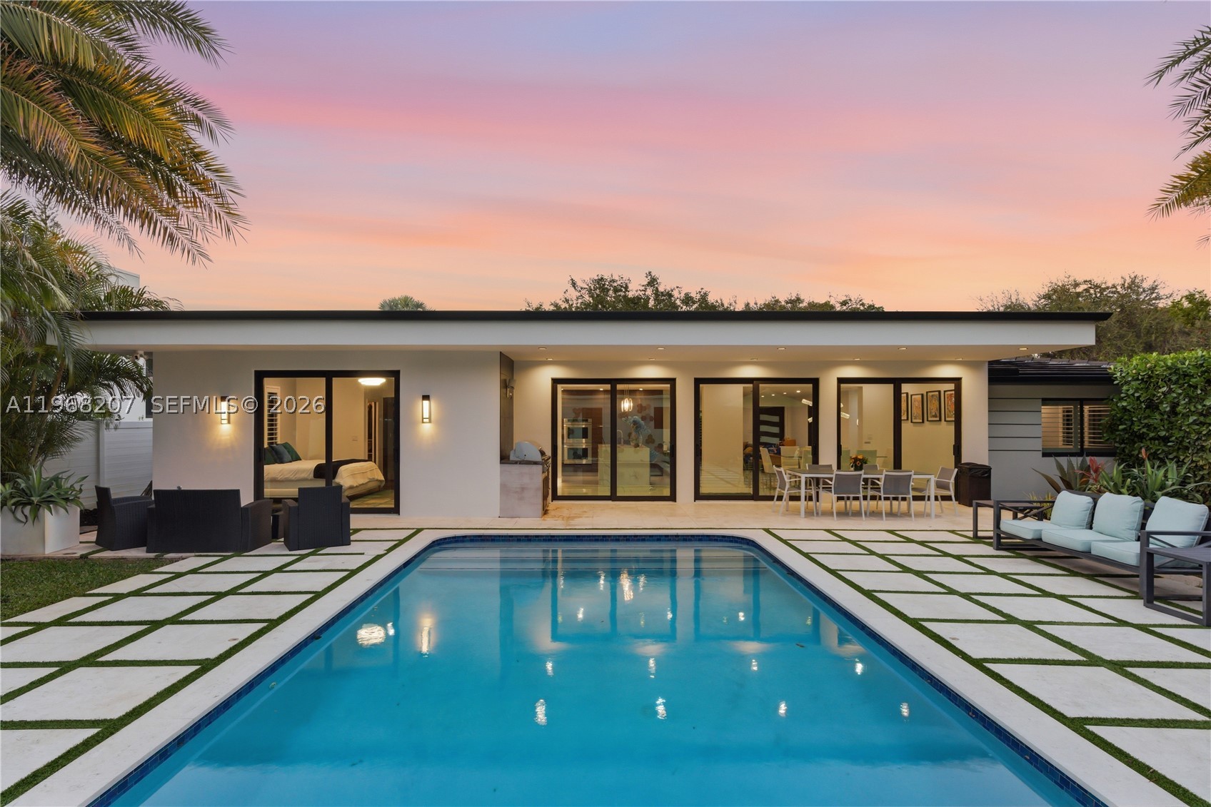 Wilton Manors photo 3