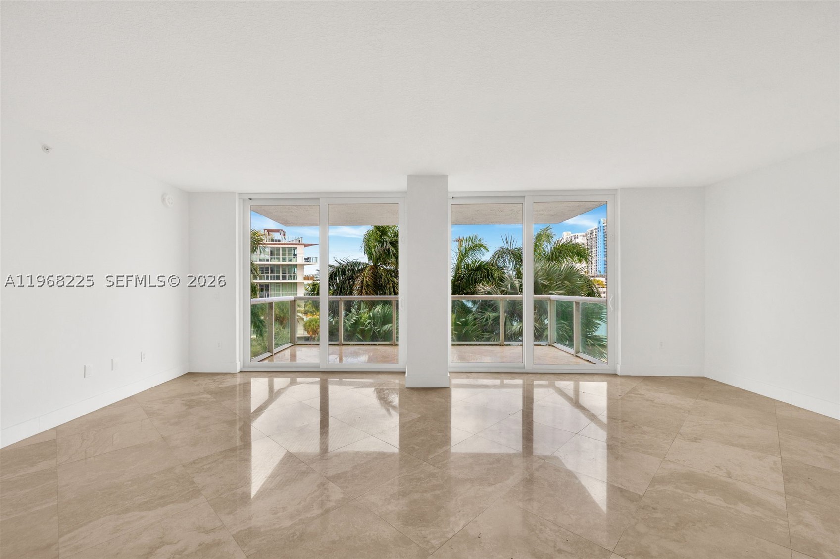 Miami Beach photo 2
