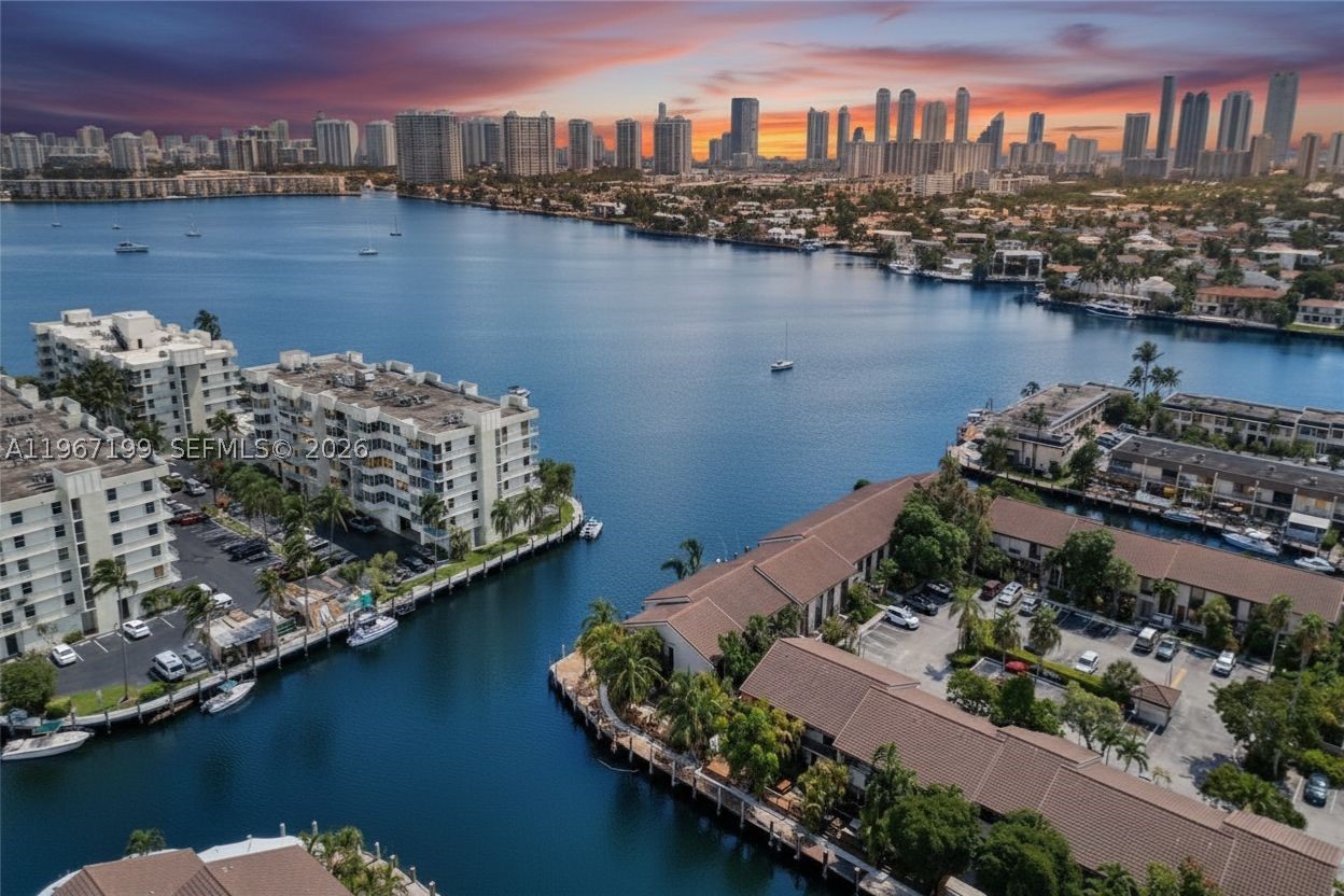 North Miami Beach photo 3