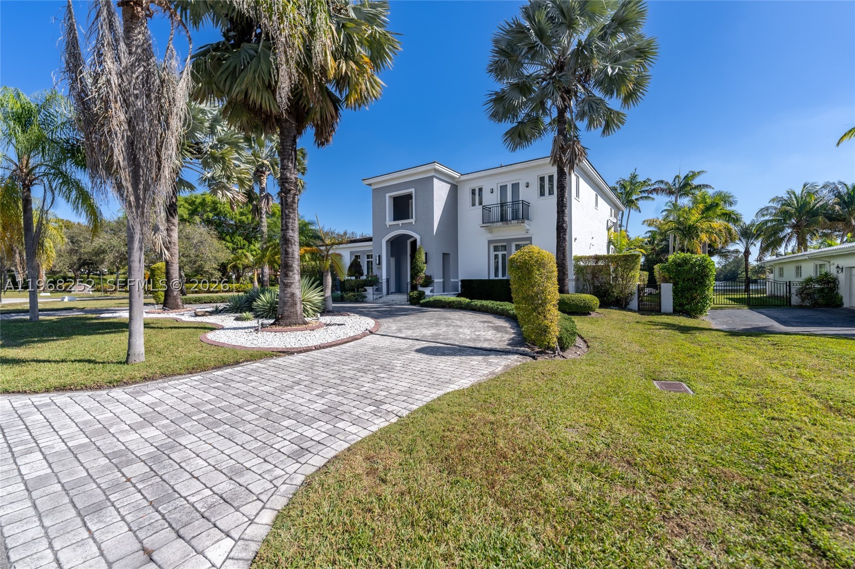 Coral Gables photo 3