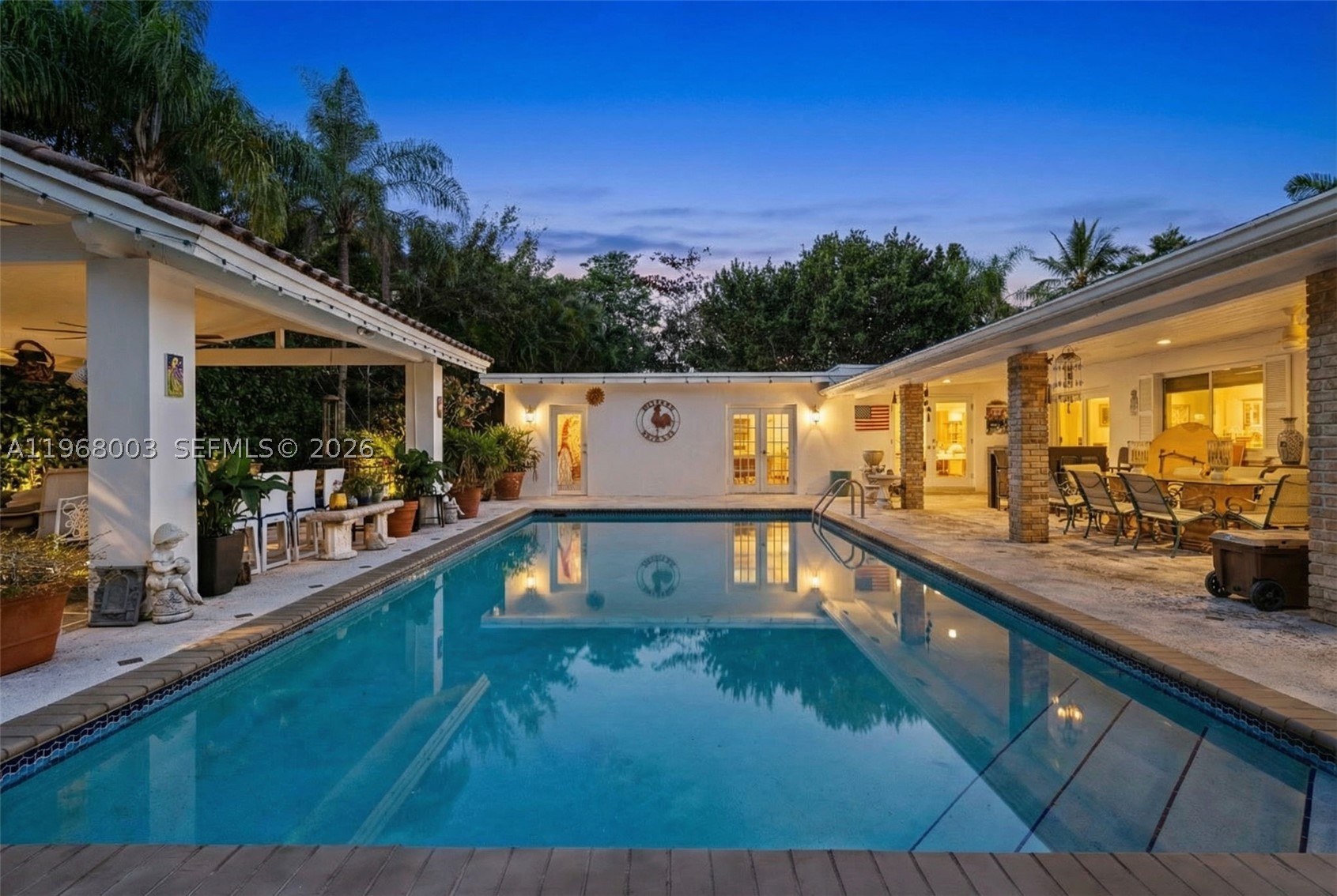 Pinecrest photo 2