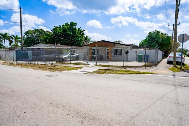 Miami Gardens photo 4