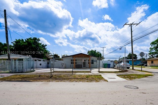 Miami Gardens photo 5
