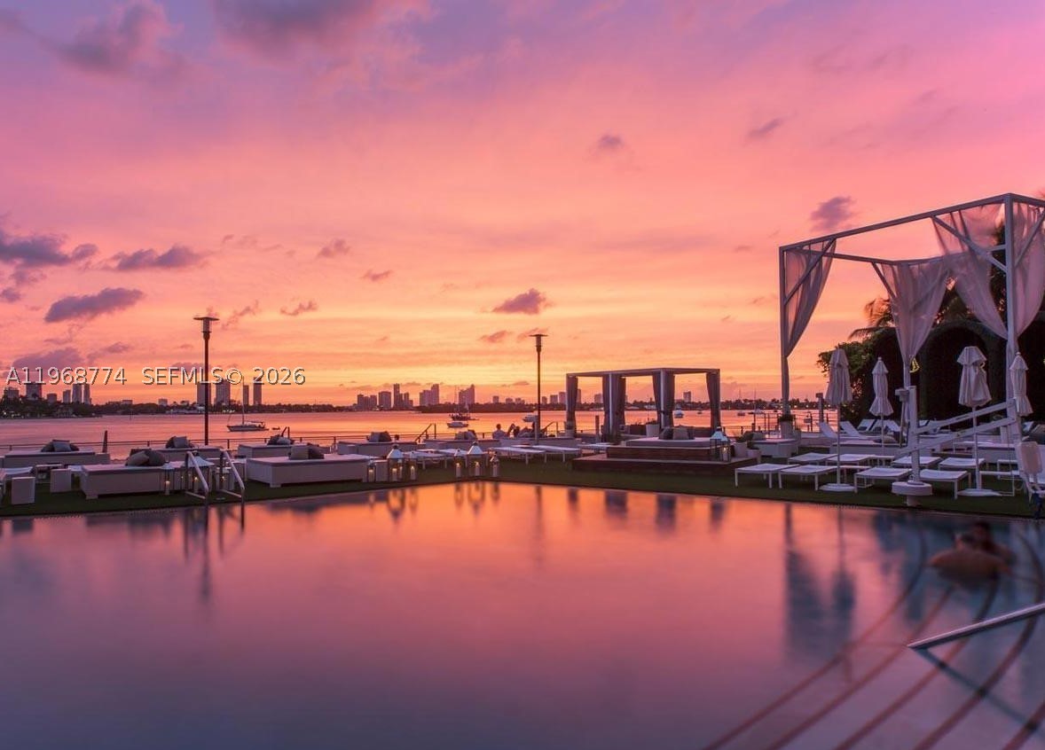 Miami Beach photo 2