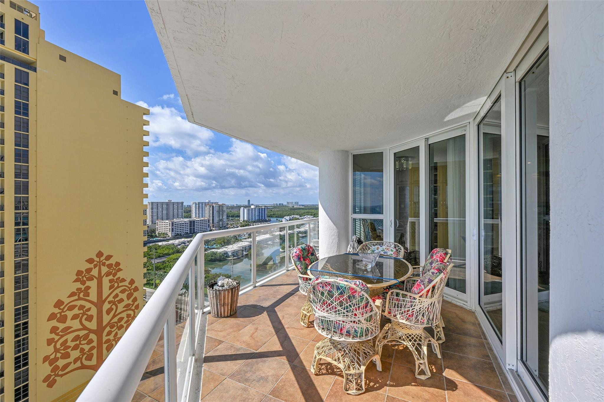 Sunny Isles Beach photo 4