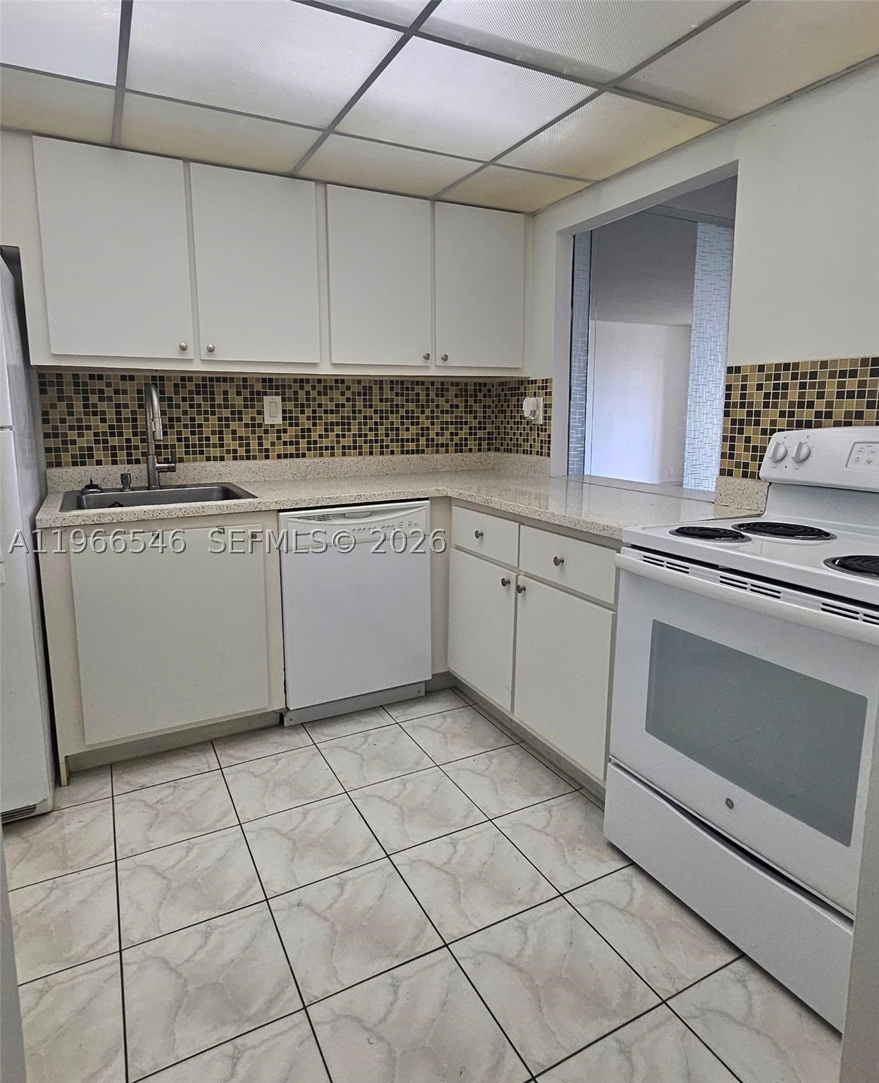 Hallandale Beach photo 4
