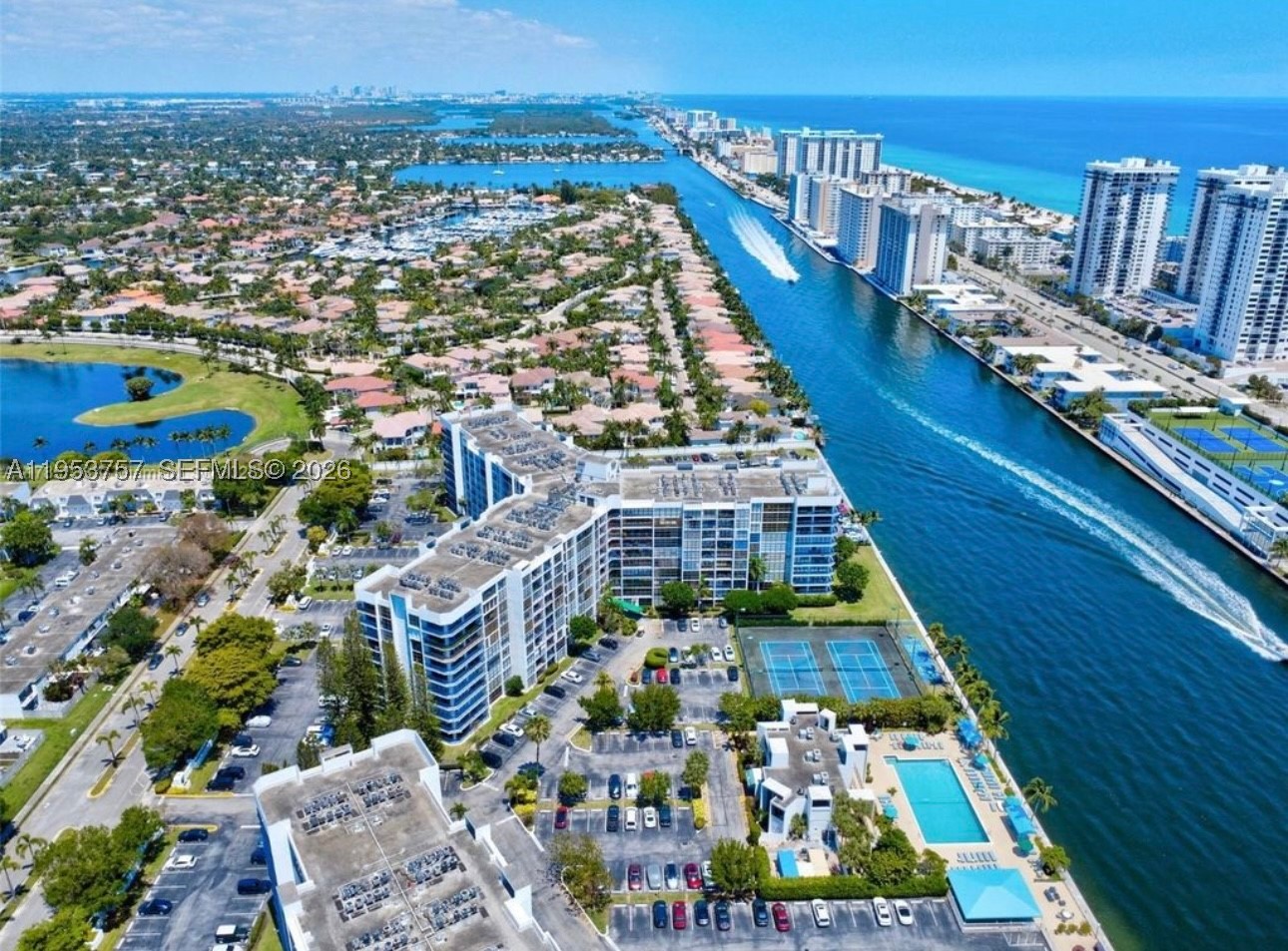 Hallandale Beach photo 2