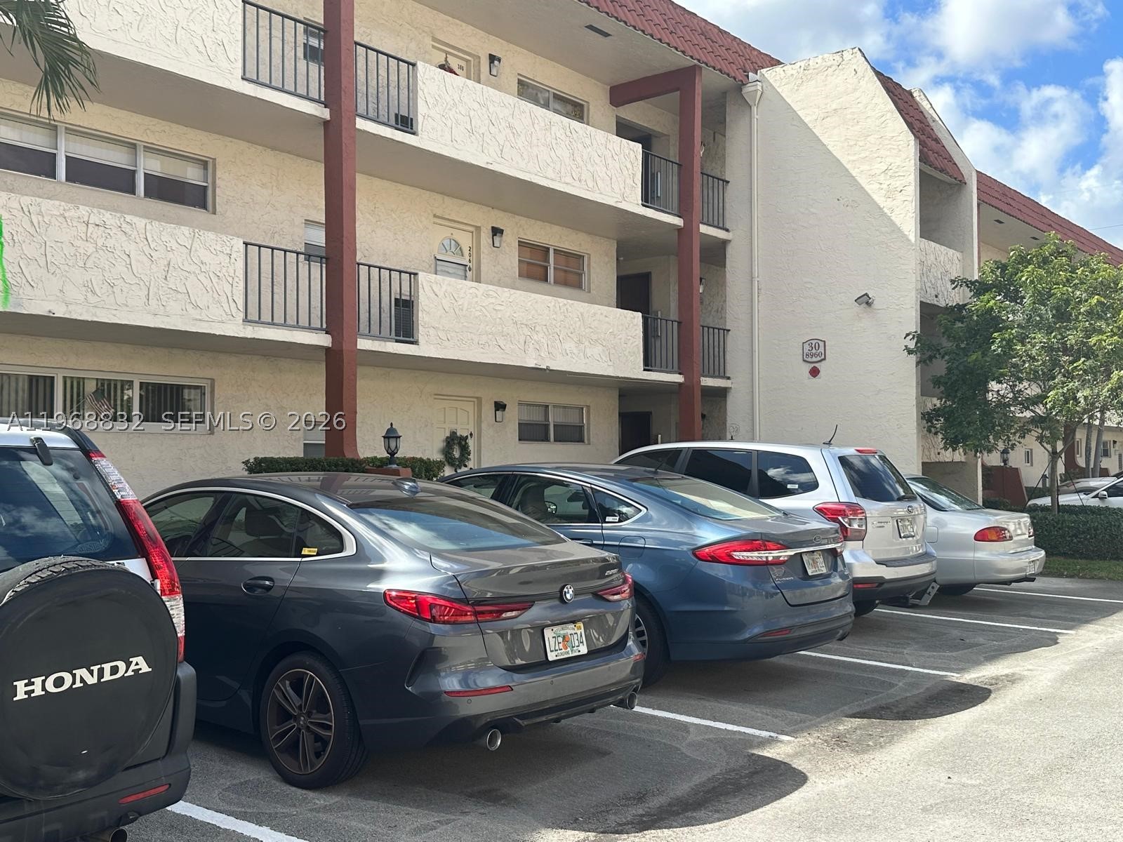 Pembroke Pines photo 1
