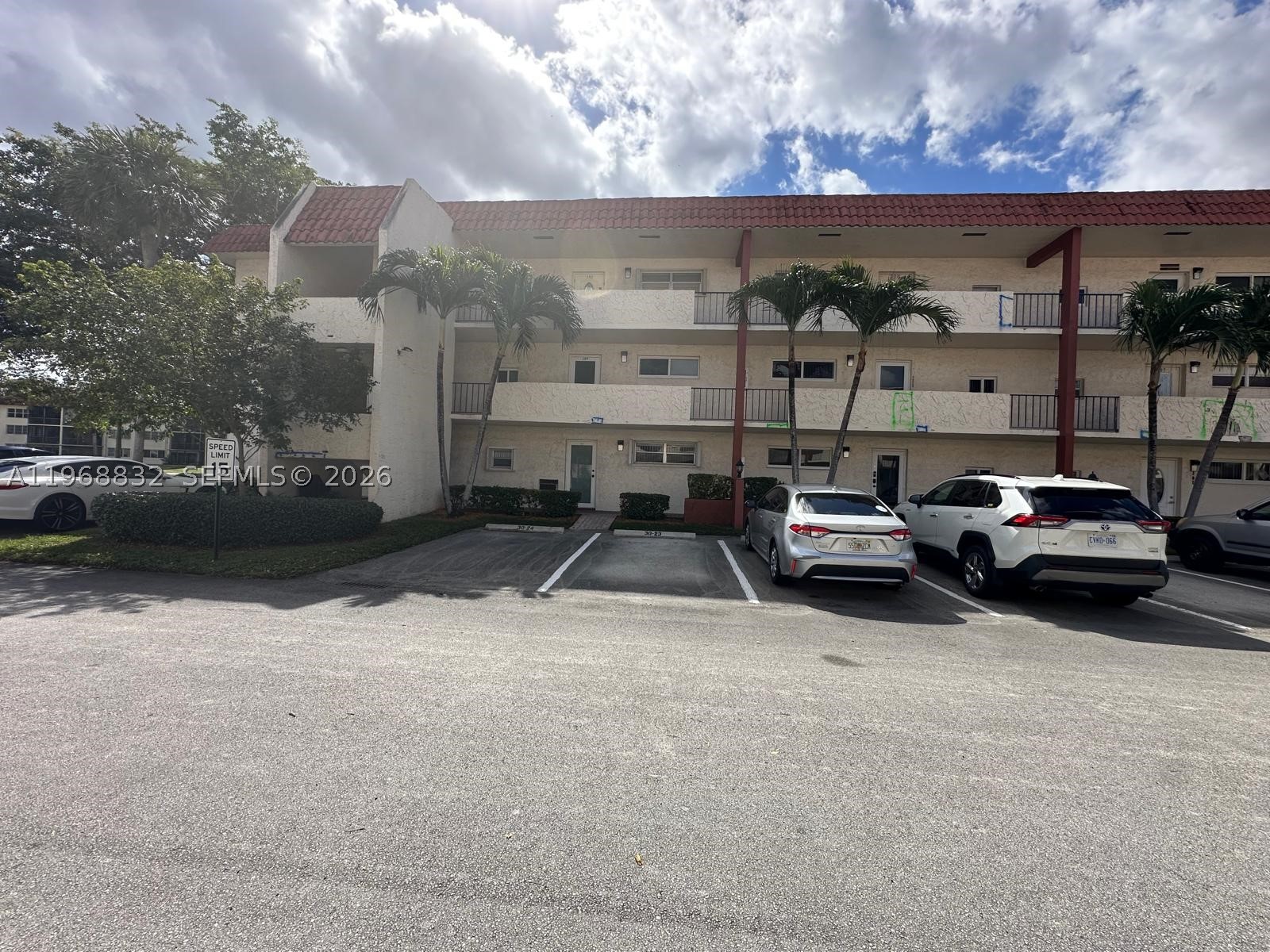 Pembroke Pines photo 2