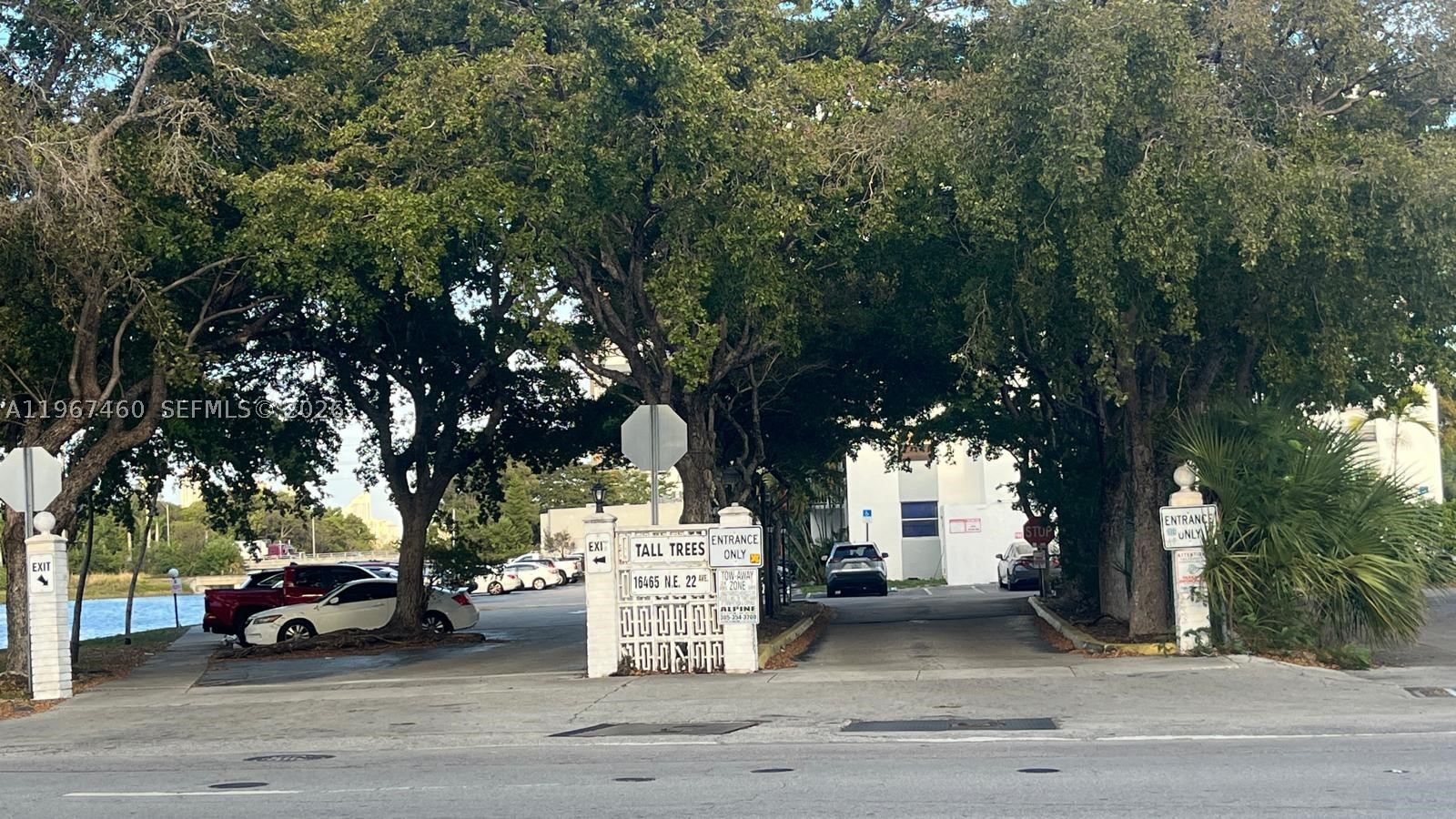North Miami Beach photo 1