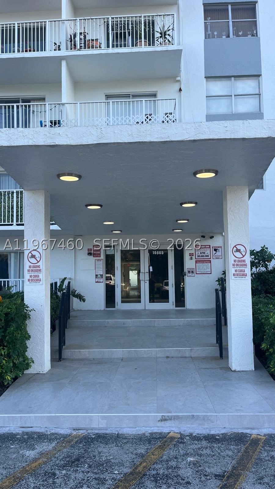 North Miami Beach photo 2