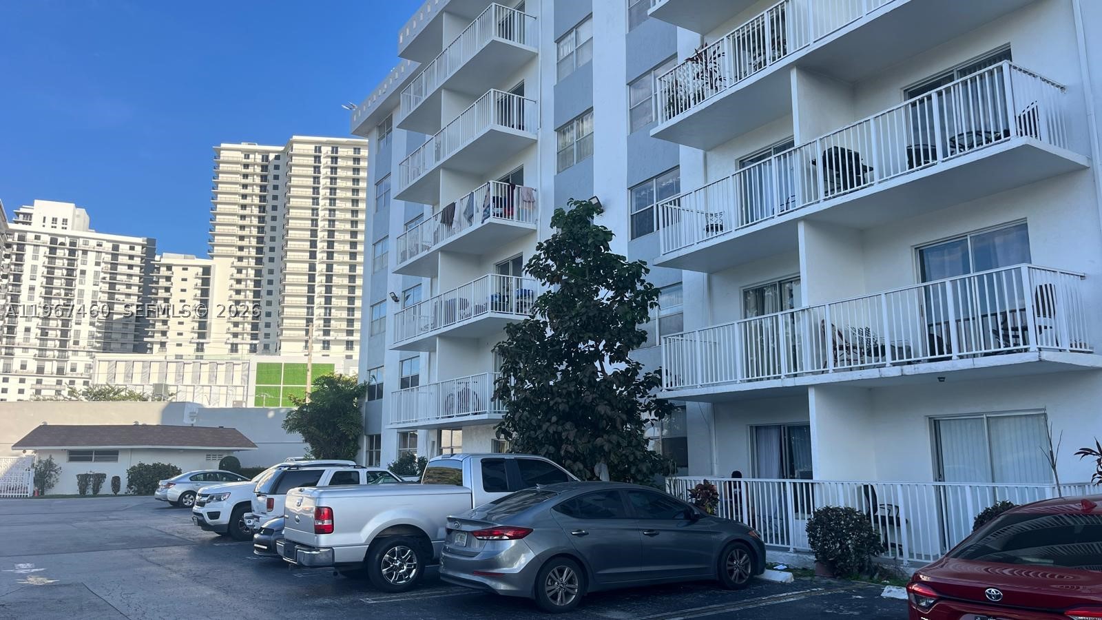 North Miami Beach photo 4