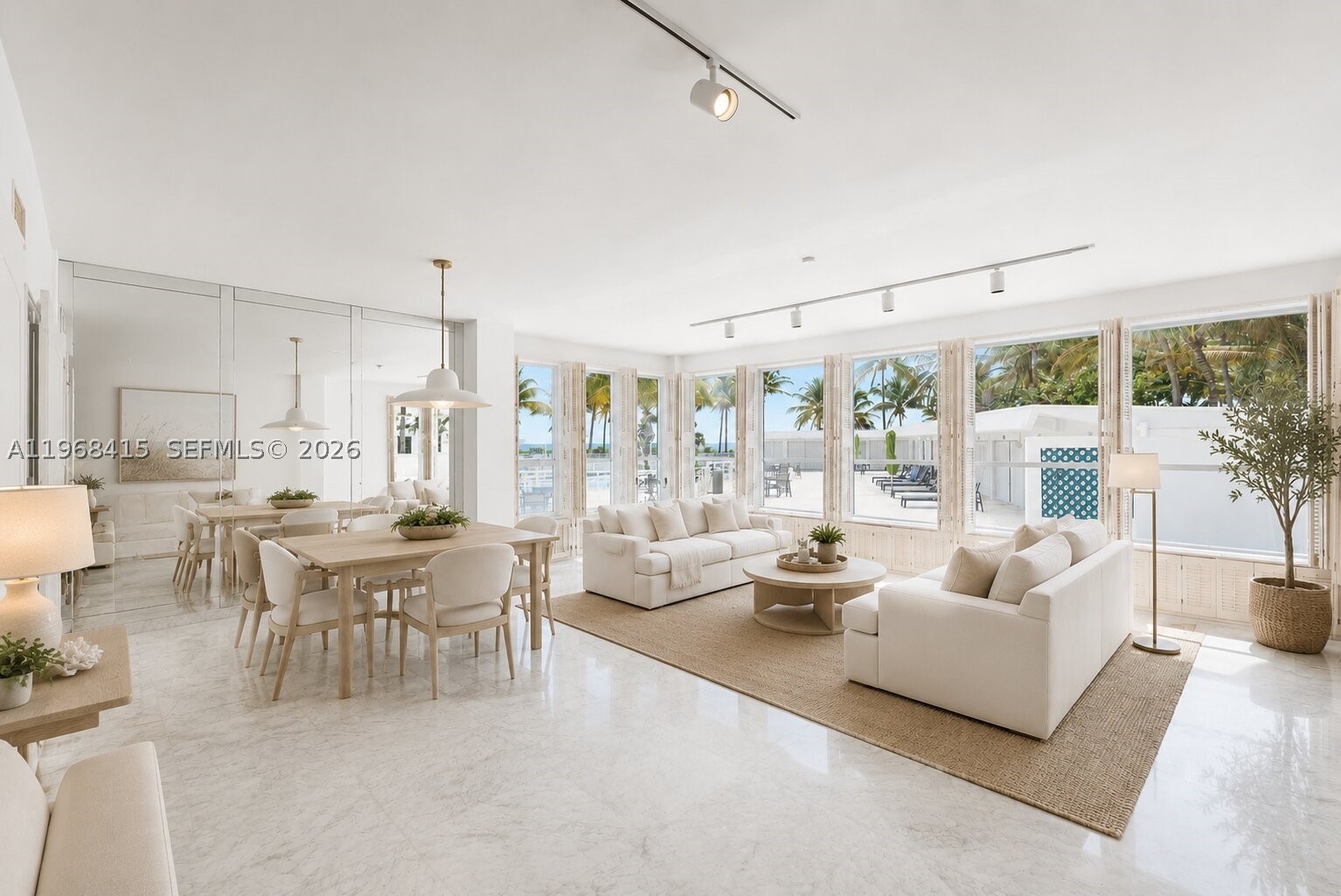 Miami Beach photo 1