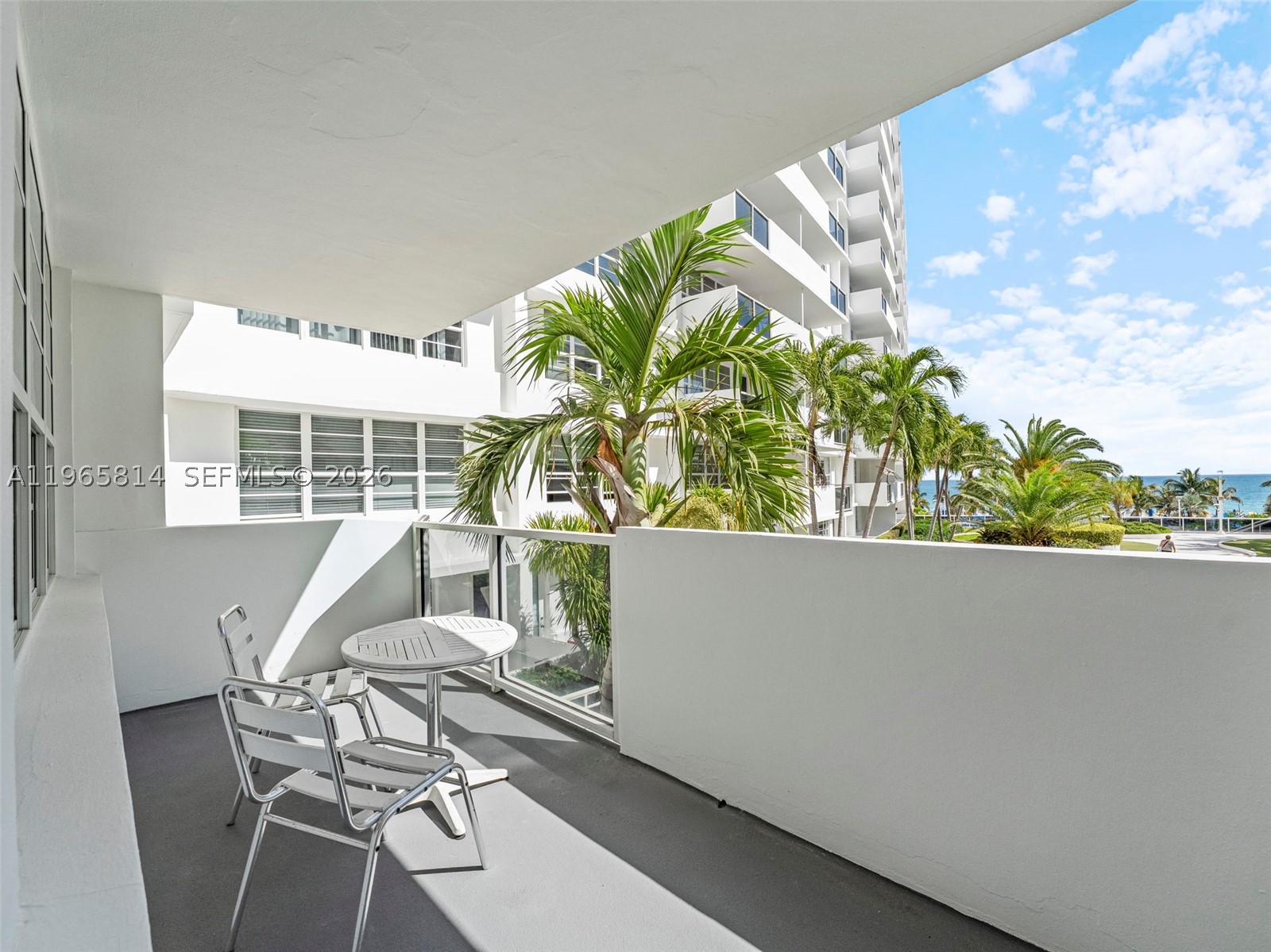 Miami Beach photo 4