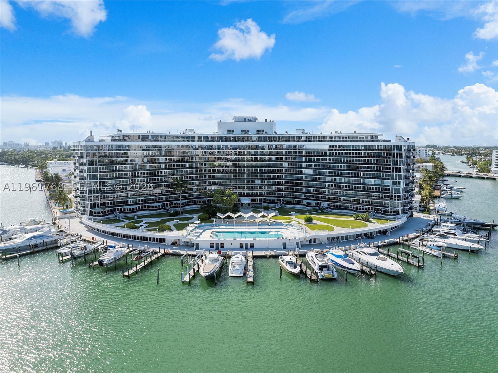 Miami Beach photo 2
