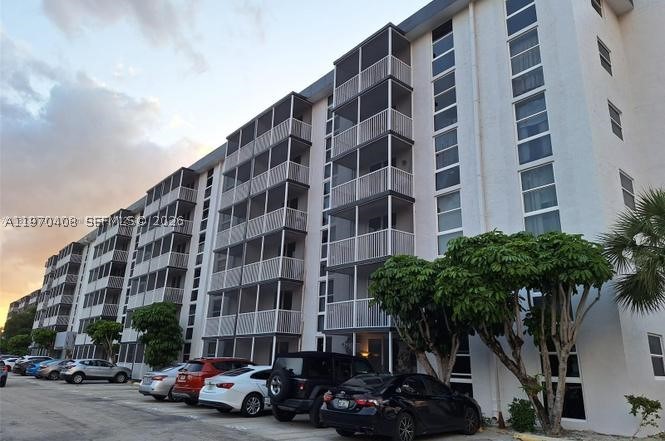 North Miami Beach photo 1