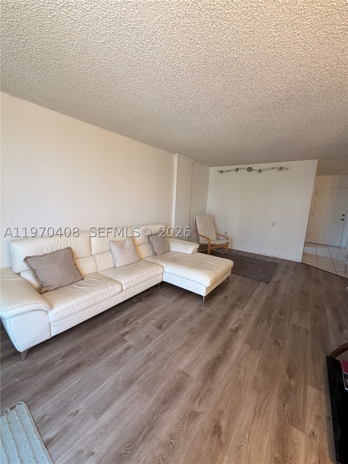 North Miami Beach photo 2