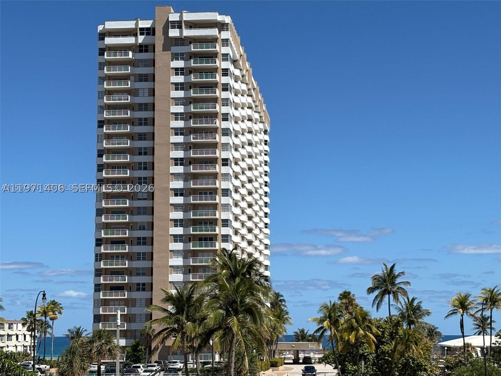 Hallandale Beach photo 2
