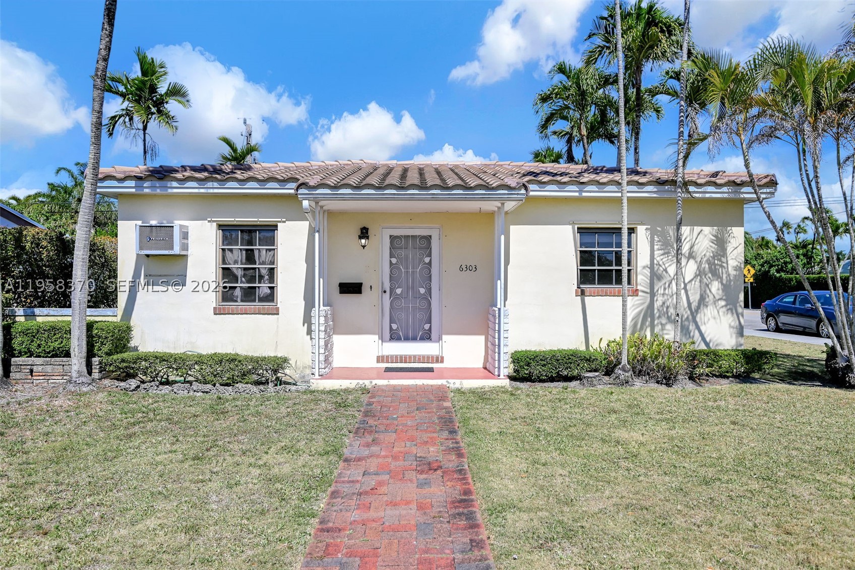 South Miami photo 3