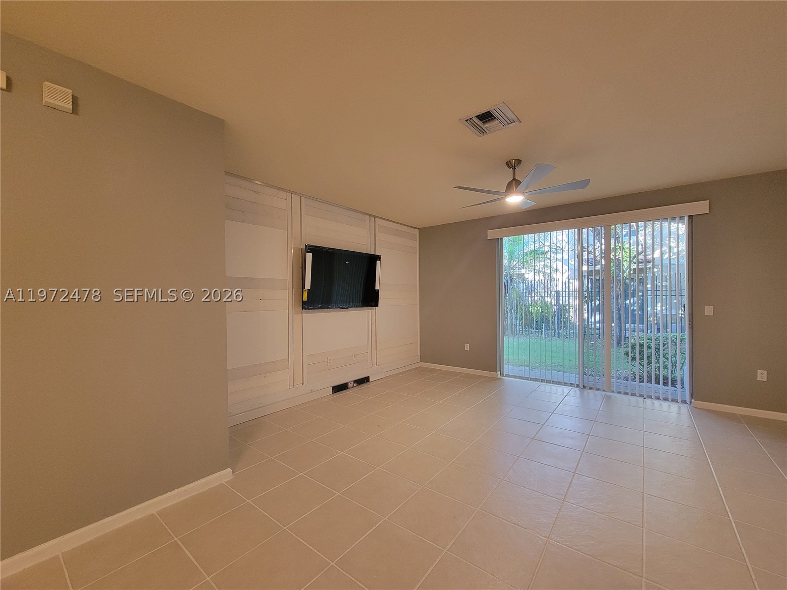 Miramar photo 4