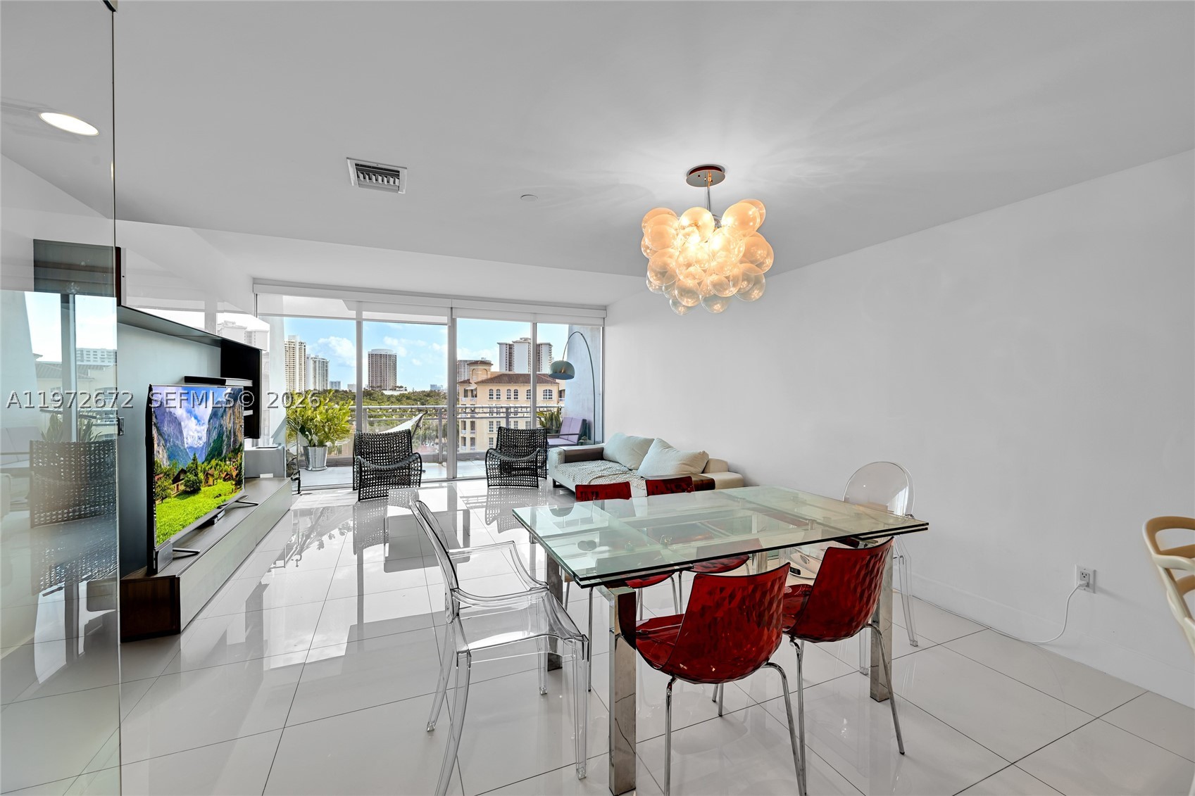 Aventura photo 5