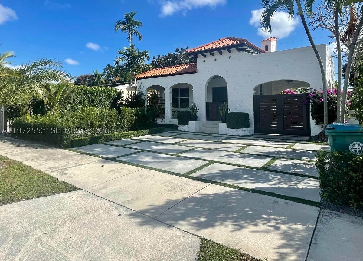 Miami photo 1