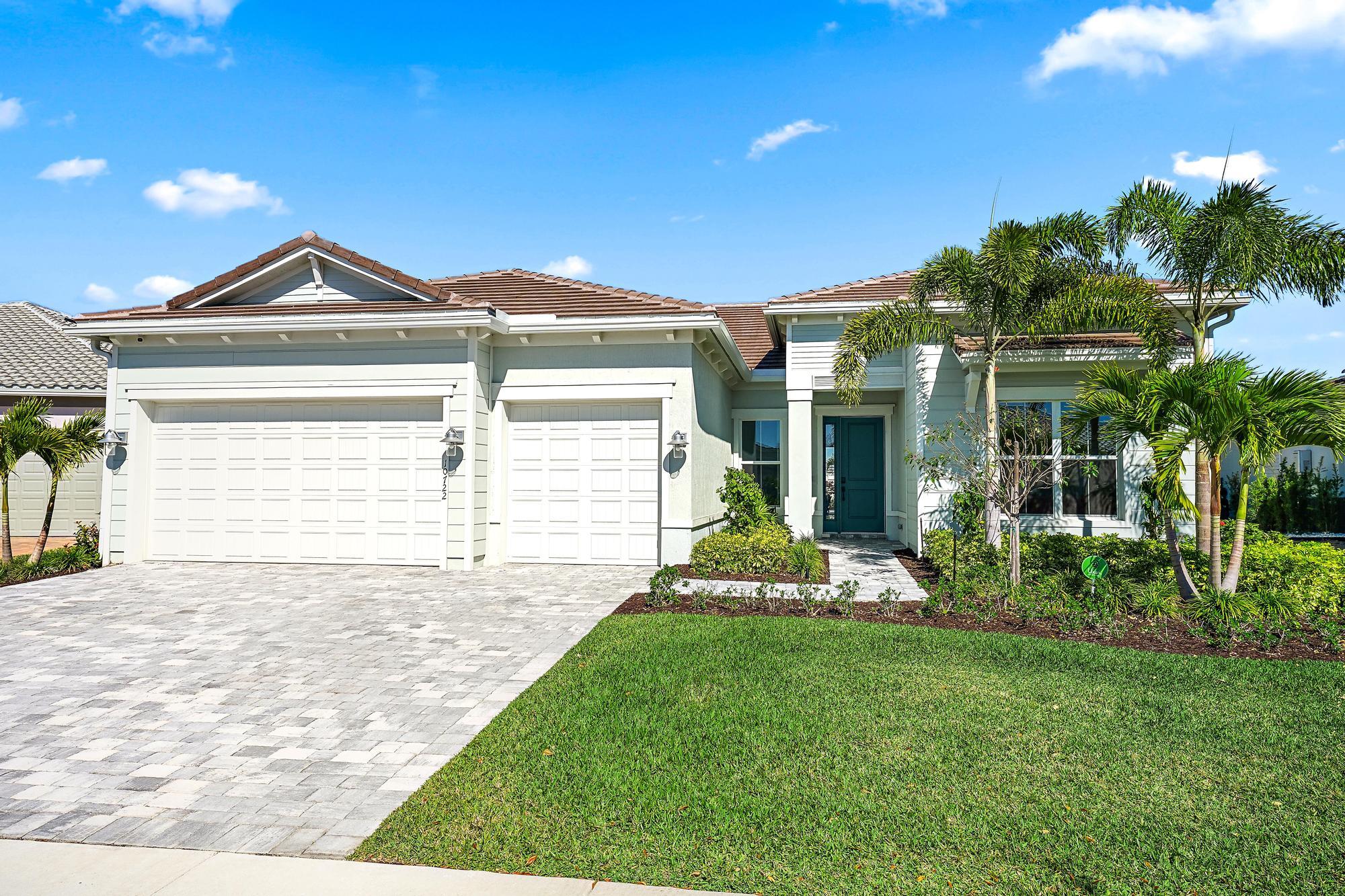 Palm Beach Gardens photo 1