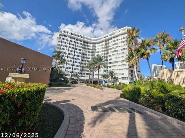 Hallandale Beach photo 1