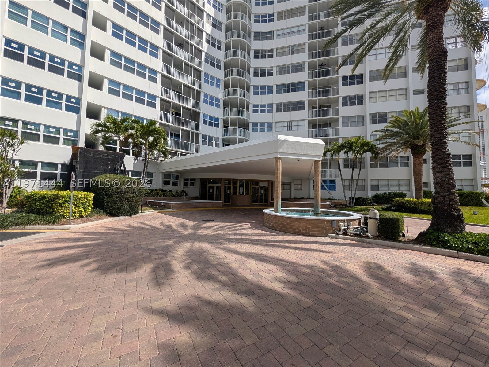 Hallandale Beach photo 3