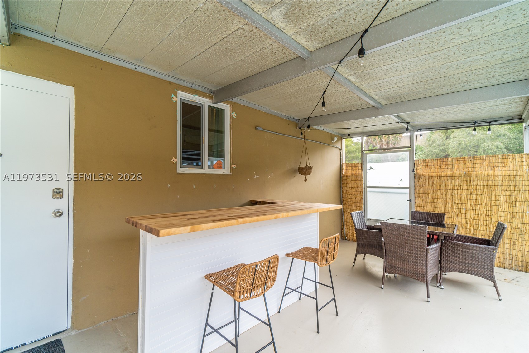 North Miami photo 4