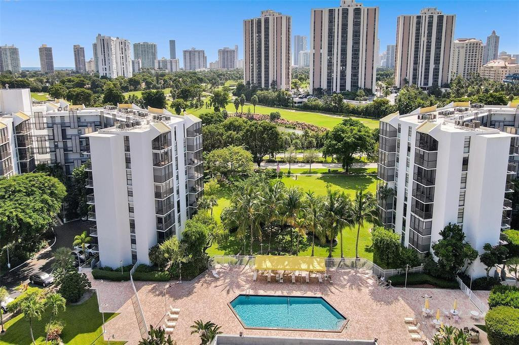 Aventura photo 1