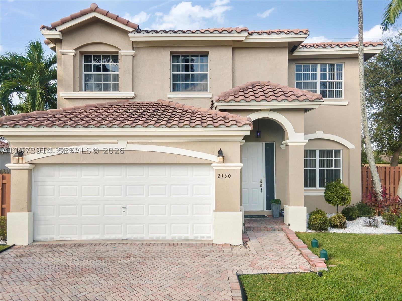 Pembroke Pines photo 1