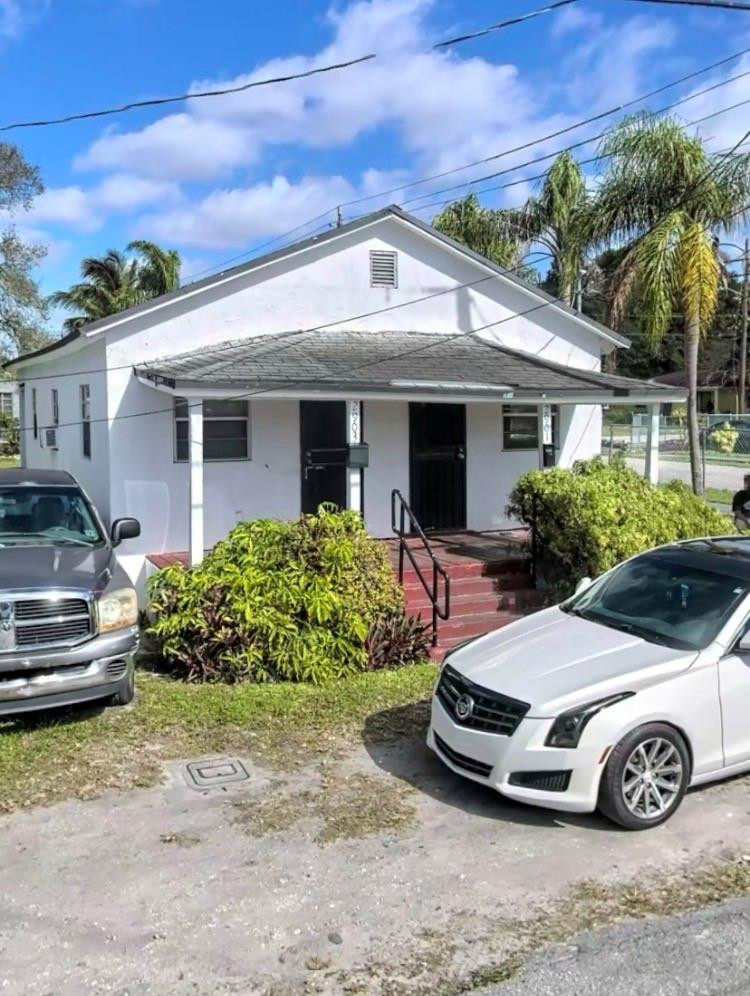 Miami photo 1