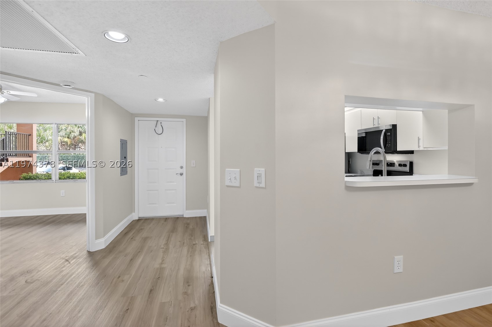 Pembroke Pines photo 2
