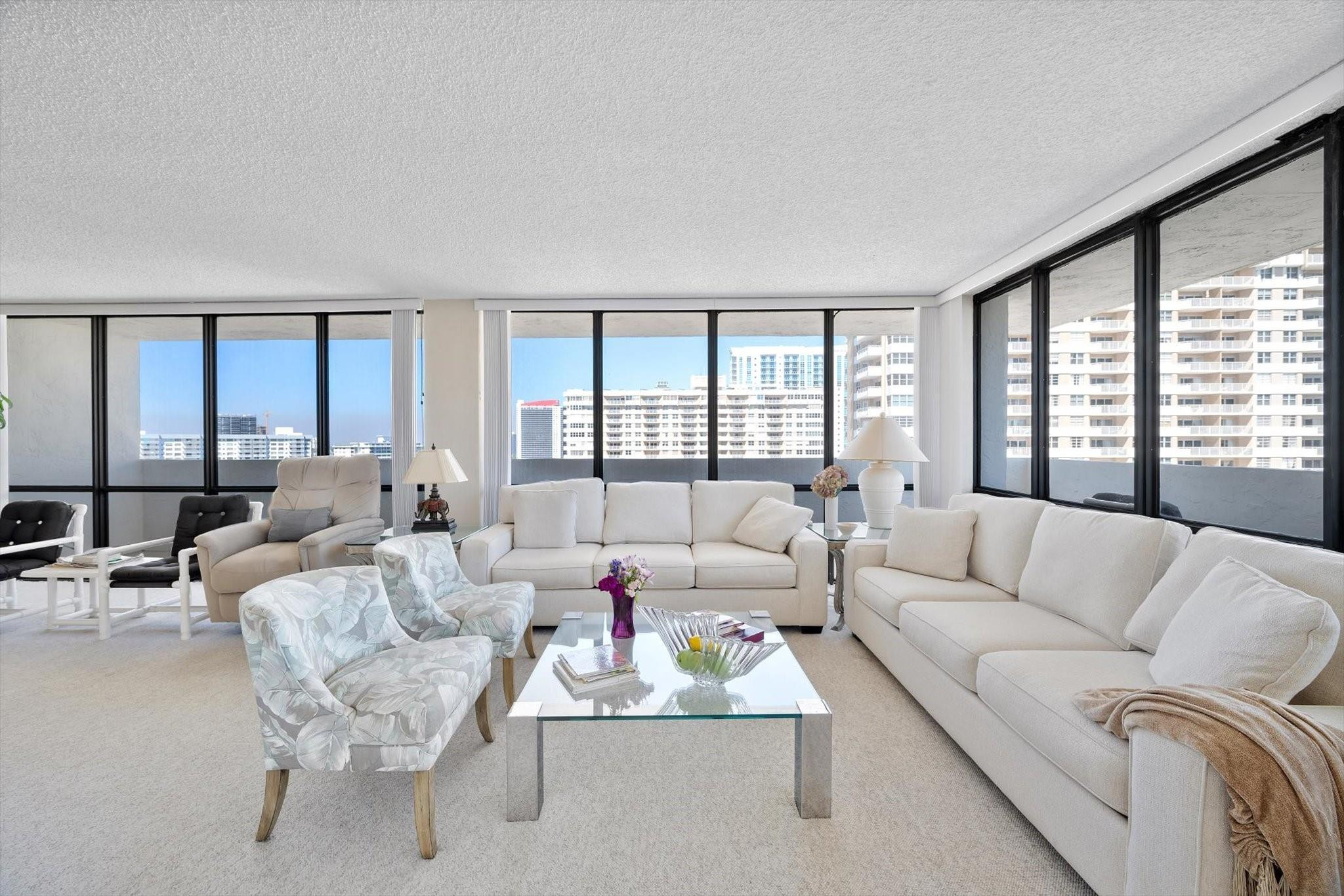 Hallandale Beach photo 1